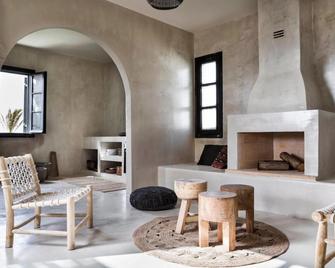Kymata Bohemian Beach Resort - Lixouri - Salon