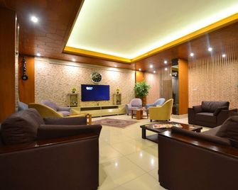 Cunda Basel hotel - אייבאליק - טרקלין