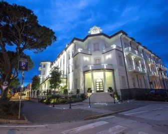 Grand Hotel da Vinci - Cesenatico - Edificio