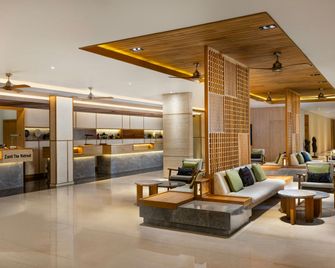 峇里水明漾萬怡酒店渡假村 - 水明漾 - 庫塔 - 大廳