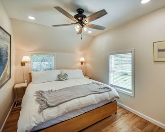 Beach Days and Dtwn Charm! Cape Charles Cottage - Cape Charles