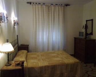 Hotel Cervantes - Badajoz - Schlafzimmer