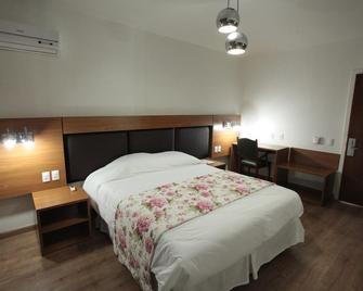 Itaimbé Palace Hotel - Santa Maria - Bedroom