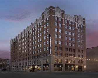Hampton Inn Indianapolis Downtown Across from Circle Centre - Indianapolis - Building