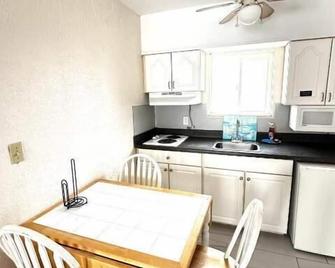 Sea Kist Motel - Wildwood - Kitchen