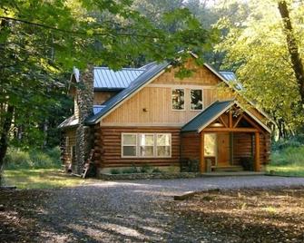 Custom Built Log Home - Morton - Building