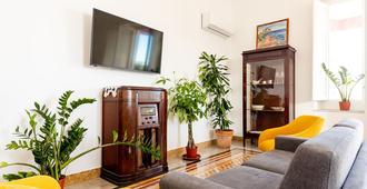 Villa Edera Rental Rooms - Santa Flavia - Living room