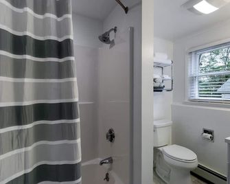 Kittery Inn and Suites - Kittery - Bad