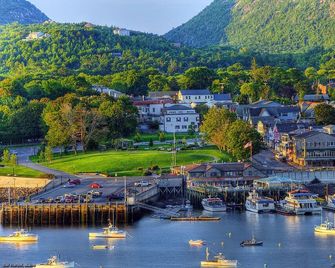Americas Best Value Inn Bangor - Bangor - Extérieur