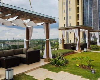 Spacious 2Br At Branz Bsd Apartment - Tangerang City - Patio