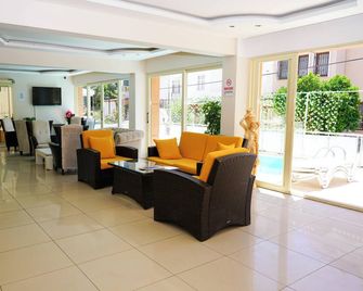 Aristo Otel - Didim - לובי