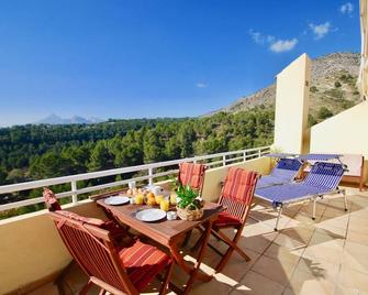 Penthouse between sea and mountains - Altea