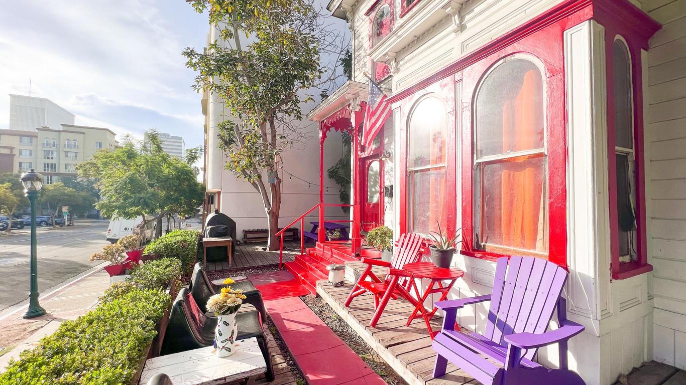 Ith San Diego Adventure Hostel