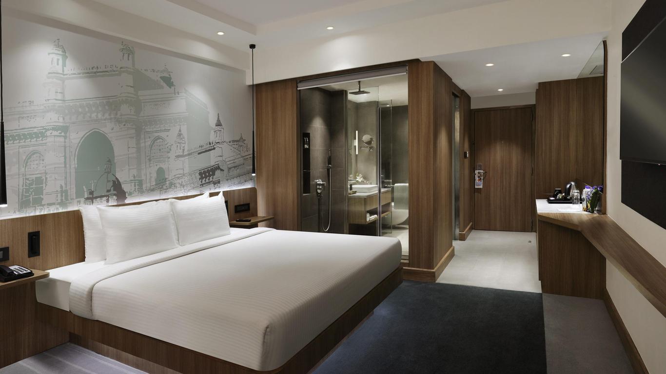 Novotel Mumbai Juhu Beach