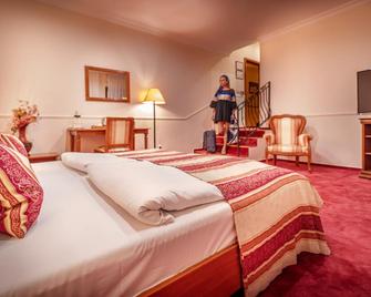 Hotel Capital - Nitra - Bedroom