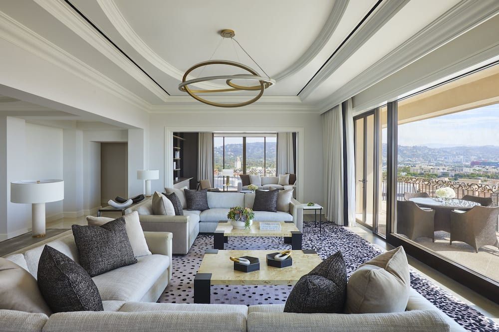 بيفيرلي ويلشاير، بيفيرلي هيلز، إيه فور سيزونز هوتل