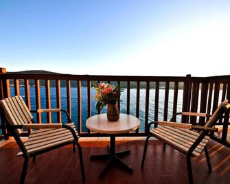 Mirini Hotel - Samos - Balcony