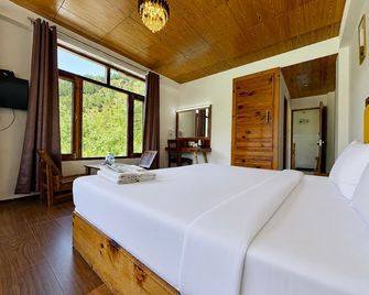 Naina Rockland - Manali - Lobby