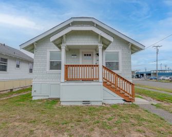 #stayinmydistrict Bluebird Cottage Coos Bay - Coos Bay - Building