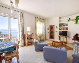 Villa Moderna - Stalettì - Soggiorno