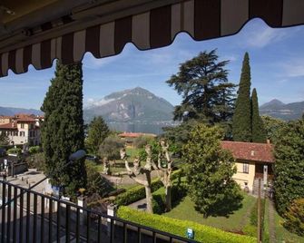 Hotel Beretta - Varenna - Balcón