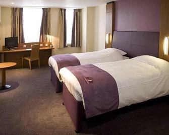 Premier Inn Camberley - Camberley - Habitación
