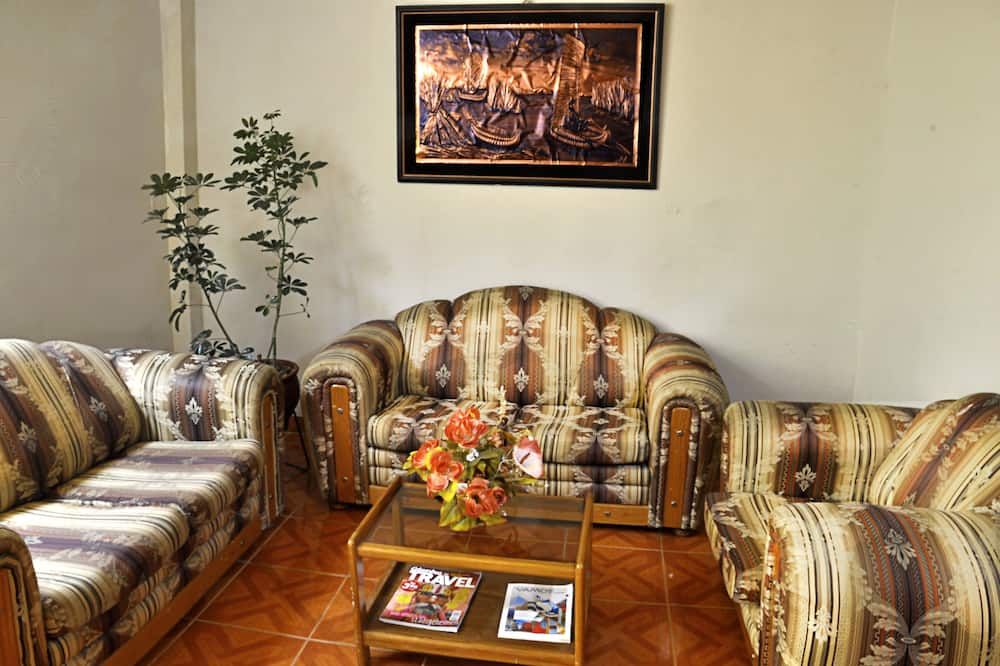 Hotel Balsa Inn - Puno - Living room