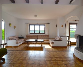 Vall Gran 2 - Torroella de Montgri - Salon