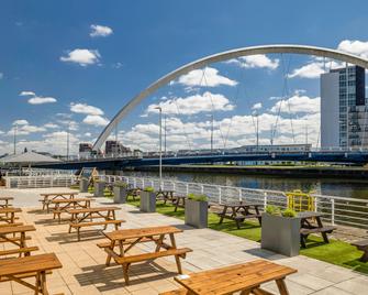 Hilton Garden Inn Glasgow City Centre - Glasgow - Building