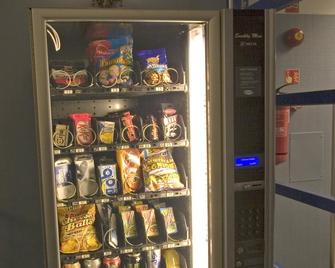 Mango Hotel - Tampere - Tienda