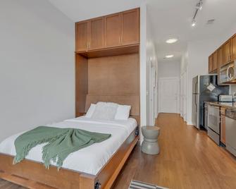 Perfect Location Studio In The Gulch! - נאשוויל - חדר שינה