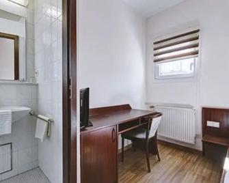 Hotel Filoxenia - Stuttgart