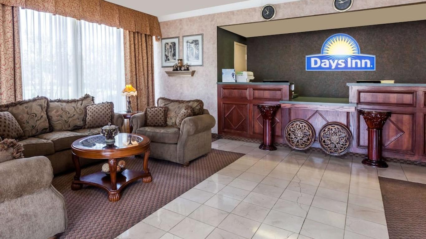 Days Inn by Wyndham Hillsboro TX