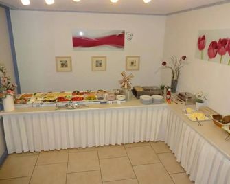 Hotel Am Deich - Norden - Buffet