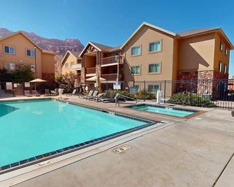 Red Cliff Condos #6I - Moab - Pool