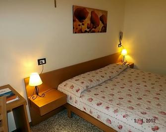 Albergo Dal Baffo - Lazise - Habitación