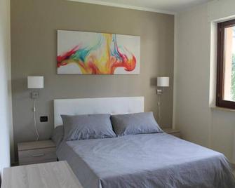Case Così Apartments - Verona - Verona - Camera da letto