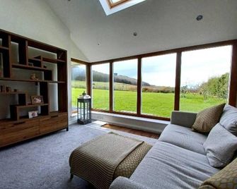 3 Bed Cottage-Sleeps 6-Country Views-Pet friendly - Houghton-Le-Spring - Living room