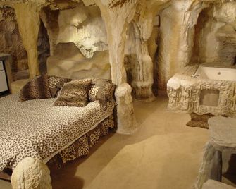 Wildwood Inn Tropical Dome & Theme Suites - Florence