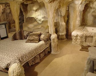 Wildwood Inn Tropical Dome & Theme Suites - פלורנס