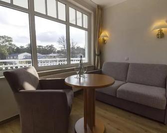 R&R Villen Baabe - Ostseebad Baabe - Wohnzimmer