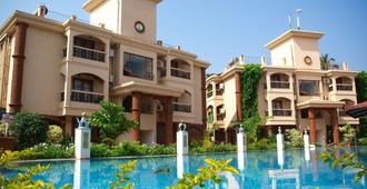 Sun City Resort - Baga - Pool