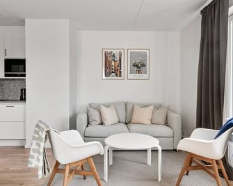 Stylish Urban Home in Stockholm - Tukholma - Olohuone