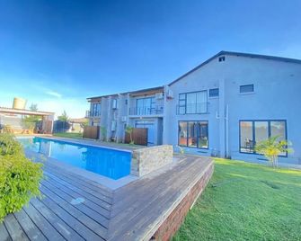 Stunning Lotshe suite - 2207 - Bulawayo - Pool