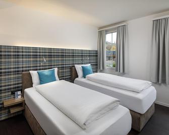 Hotel Schweizerhof - Wetzikon - Bedroom