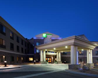 Holiday Inn Express & Suites Los Alamos Entrada Park - Los Alamos - Building