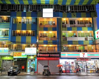 Yuj Inn Pasay - Manila - Building