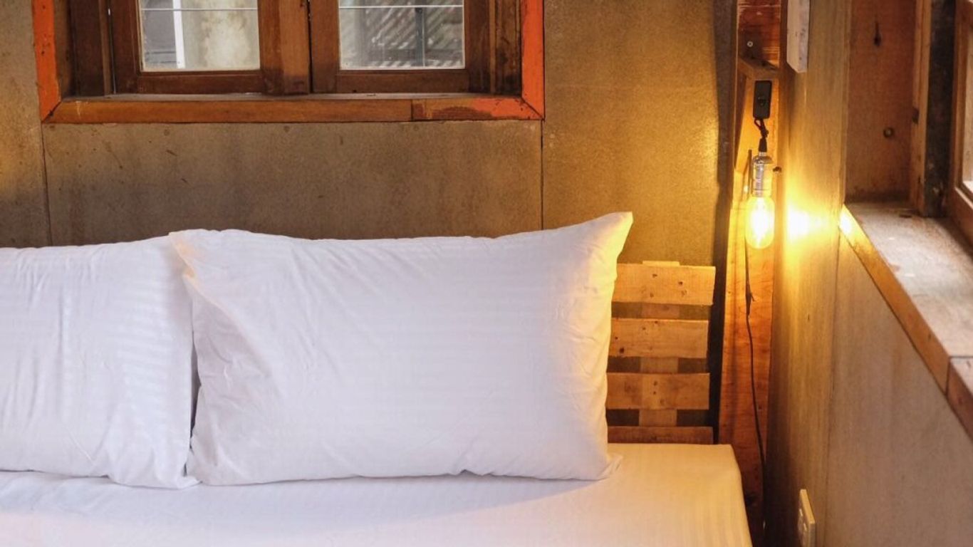 The Flying Fish Hostel