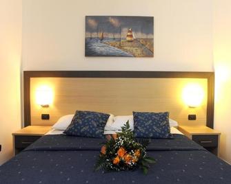 Hotel La Quercia - Valmontone - Camera da letto