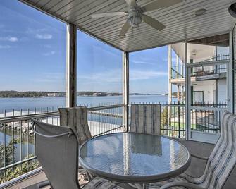 Pool Access and Boat Slip Lake Ozark Condo! - Lake Ozark - Balcony